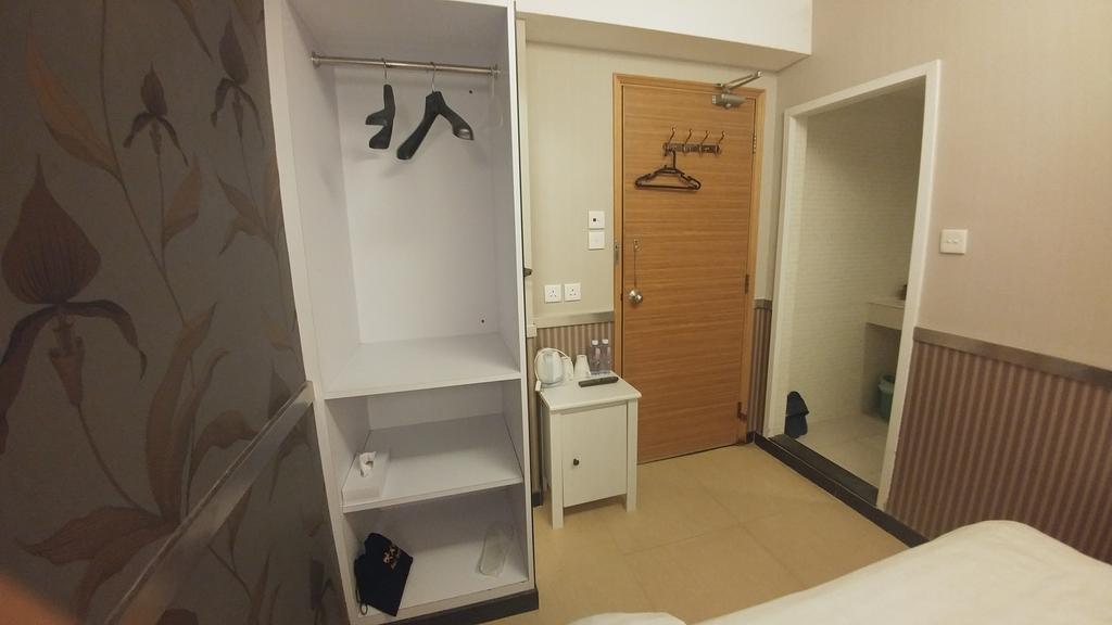 S3 Hotel Hong Kong Exterior photo