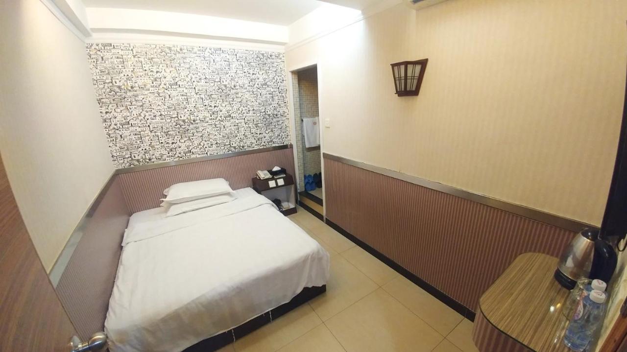 S3 Hotel Hong Kong Exterior photo